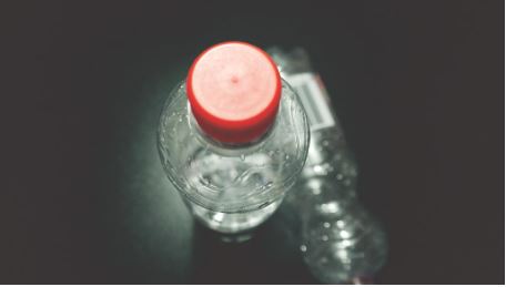 Προειδοποίηση-σοκ από παιδίατρο: Μπουκάλι «νερού» έκρυβε θανάσιμη παγίδα – Σώθηκε δίχρονο παιδάκι