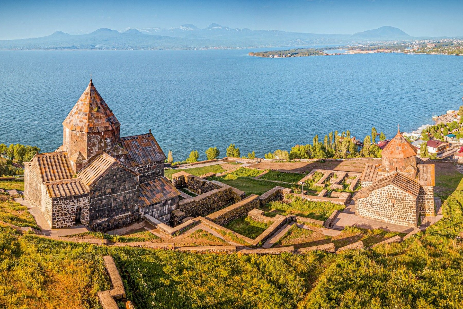 12.-Sevanavank-Monastery-Armenia.jpg