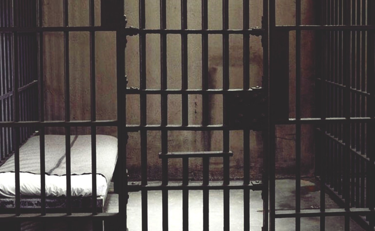 Σε καταστολή ο 39χρονος κρατούμενος με εγκαύματα 2ου και 3ου βαθμού-Έρευνες για τη φωτιά