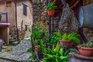 Τι να Κάνετε στην Κακοπετριά: Ένα χωριό με θρύλους, φύση και παράδοση.