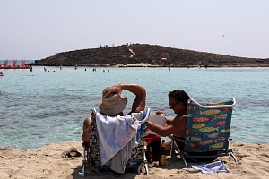 «Χτυπά» το 38αρι ο υδράργυρος: Τι καιρό θα κάνει το τριήμερο του κατακλυσμού