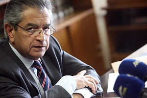 Σπάει τη σιωπή του ο Κώστας Κληρίδης για τις αποκαλύψεις Δρουσιώτη – Τι δηλώνει ο πρώην Γενικός Εισαγγελέας