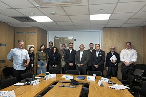 &Sigma;ύ&nu;&delta;&epsilon;&sigma;&mu;&omicron;&sigmaf; &Alpha;&nu;ά&pi;&tau;&upsilon;&xi;&eta;&sigmaf; &Alpha;&kappa;&iota;&nu;ή&tau;&omega;&nu;: &Sigma;&upsilon;&nu;&alpha;&nu;&tau;ή&theta;&eta;&kappa;&epsilon; &mu;&epsilon; &Pi;&rho;ό&epsilon;&delta;&rho;&omicron; &tau;&omicron;&upsilon; &Epsilon;&Omicron;&Alpha; &Lambda;&epsilon;&mu;&epsilon;&sigma;&omicron;ύ, &kappa;. &Gamma;&iota;ά&nu;&nu;&eta; &Tau;&sigma;&omicron;&upsilon;&lambda;ό&phi;&tau;&alpha;