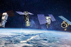 &Sigma;&epsilon;&nu;ά&rho;&iota;&alpha; &laquo;&delta;&iota;&alpha;&sigma;&tau;&eta;&mu;&iota;&kappa;&omicron;ύ ό&pi;&lambda;&omicron;&upsilon;&raquo;: &Alpha;&nu;&eta;&sigma;&upsilon;&chi;ί&alpha; &gamma;&iota;&alpha; &sigma;&chi;έ&delta;&iota;&alpha; &tau;&eta;&sigmaf; &Rho;&omega;&sigma;ί&alpha;&sigmaf;