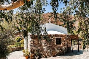 Παναγία της Αγάπης: Το εκκλησάκι της αιώνιας αγάπης