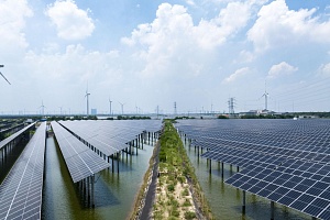 Deutsche Bank: &Gamma;&iota;&alpha;&tau;ί &eta; &Kappa;ί&nu;&alpha; &epsilon;ί&nu;&alpha;&iota; &omicron; &mu;&epsilon;&gamma;ά&lambda;&omicron;&sigmaf; &kappa;&epsilon;&rho;&delta;&iota;&sigma;&mu;έ&nu;&omicron;&sigmaf; &tau;&omicron;&upsilon; &pi;&omicron;&lambda;έ&mu;&omicron;&upsilon;