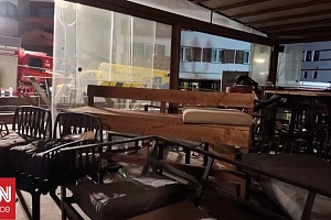 Κραν Μοντανά: Πληροφορία ότι η ιδιοκτήτρια εγκατέλειψε το φλεγόμενο μπαρ «αγκαλιά» με την ταμειακή