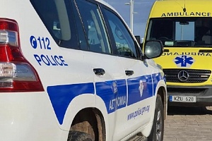 Σοβαρό τροχαίο στην Πάφο - Όχημα έπεσε σε χαράδρα