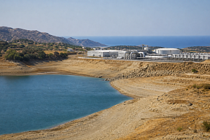 Νερό στην Κύπρο: Φράγματα στο 38%, αφαλάτωση στο 73% και λογαριασμός €140 εκατ.