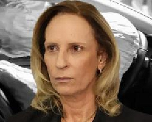 Καταγγελία Μαρίας Λούη για αντιπροσωπεία που δεν τηρεί αρχείο αλλαγής αερόσακων-Ζήτησε ενημέρωση, την κάλεσαν να πάρει το όχημα για έλεγχο