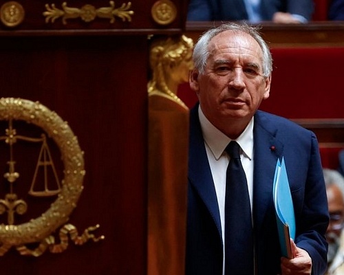 Κατέρρευσε ξανά η γαλλική κυβέρνηση - Δεν έλαβε ψήφο εμπιστοσύνης ο Μπαϊρού και παραιτείται