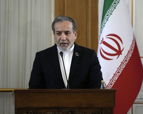 Κρίση στην Τεχεράνη: Σενάρια αποπομπής του ΥΠΕΞ Αραγτσί