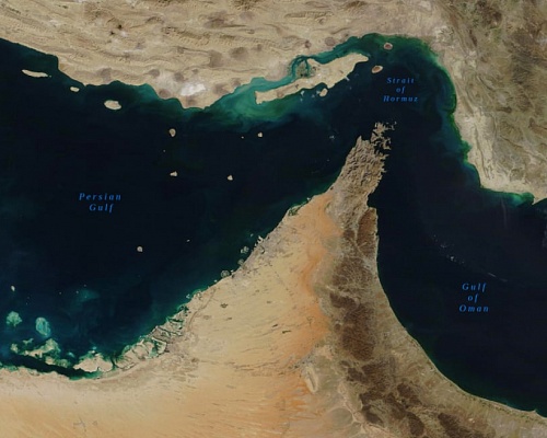 Ιράν: Ανοίγει το Ορμούζ για τα εμπορικά πλοία - Όσο διαρκεί η εκεχείρια