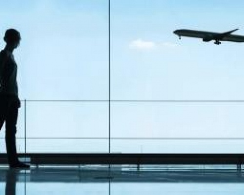 Κουμπωμένοι για ταξίδια στο εξωτερικό οι Κύπριοι λόγω πολέμου-Με προσφορές θέλουν να προσελκύσουν εγχώριο τουρισμό οι ξενοδόχοι