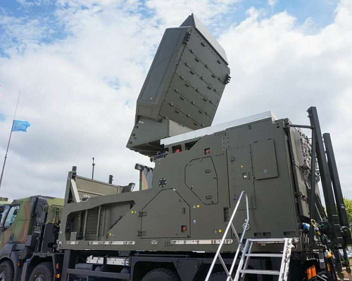 Η Γαλλία στέλνει συστήματα και δύο φρεγάτες – Θετική και η Γερμανία