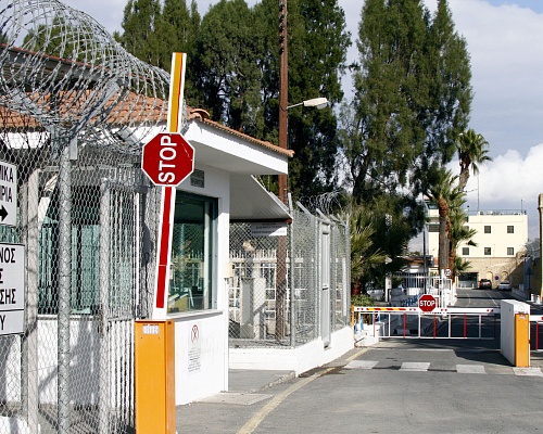«Κλείδωσε» άλλα 40 χρόνια φυλάκισης το Ανώτατο στον ισοβίτη που συντόνιζε απόπειρες φόνου μέσα από το κελί του