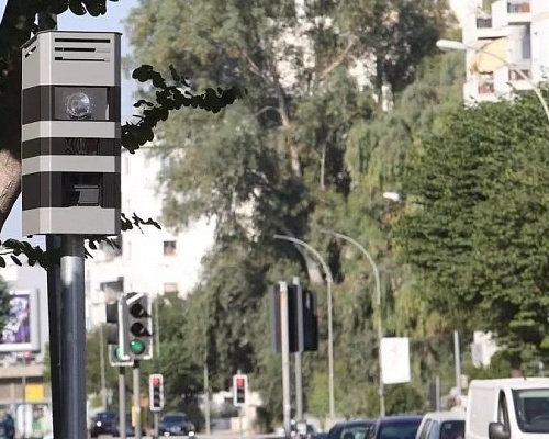 Κύπρος: Έρχονται οι πρώτες κάμερες AI για οδηγούς που χρησιμοποιούν κινητό