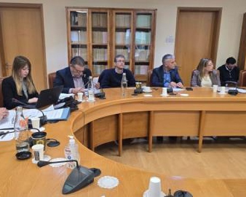 «Κανένας δεν γνωρίζει τι λεφτά και επενδύσεις έχει το Ταμείο Συντάξεων του ΡΙΚ»-Αλαλούμ στην Επιτροπή Εσωτερικών