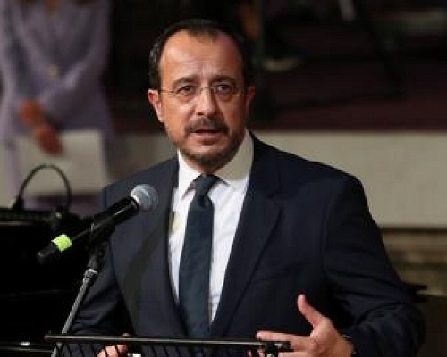 Μεταβαίνει στο Μπαχρέιν ο Πρόεδρος, συναντά τον Βασιλιά του Κατάρ-Υπογράφουν συμφωνίες και μνημόνια συνεργασίας