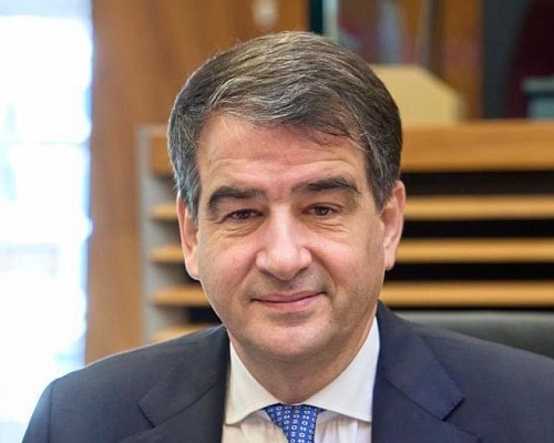 Κυπριακό: Η ΕΕ δηλώνει «παρών» σε όλες τις συναντήσεις και ενεργοποιεί τον Φίτο
