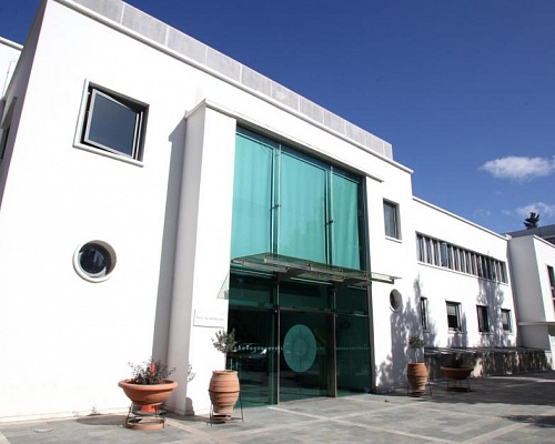 Πρόεδρος Βουλής: Η ανοχή απέναντι στον φασισμό υπονομεύει τα θεμέλια της δημοκρατίας