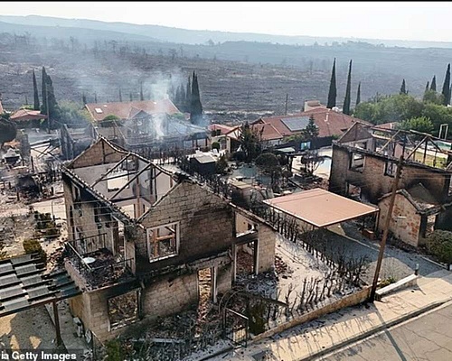 Επιτήδειοι με ψευδείς ιστορίες εξαπατούν πολίτες εκμεταλλευόμενοι τη φονική πυρκαγιά (pics)