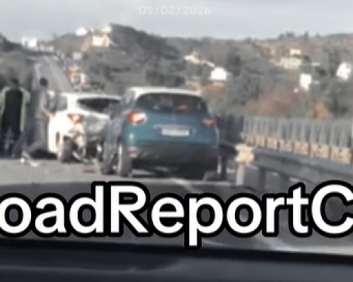 ΒΙΝΤΕΟ: Καραμπόλα τριών οχημάτων στον αυτοκινητόδρομο