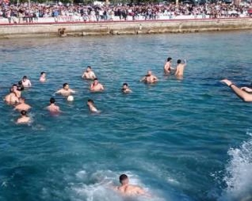 Η Κύπρος γιορτάζει τα Θεοφάνια, εκδηλώσεις σε όλες τις πόλεις-Στην Πάφο παρίσταται ο Πρόεδρος