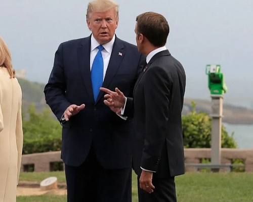 Νέο «χτύπημα» Τραμπ σε Μακρόν με αιχμές για την προσωπική του ζωή – «Ακόμα αναρρώνει από το δεξί στο σαγόνι»