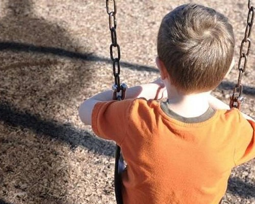 Συγκλονισμός: Κουρέας εξανάγκαζε 12χρονο σε σεξουαλικές πράξεις Απειλούσε πως θα δείξει βίντεο στον πατέρα του