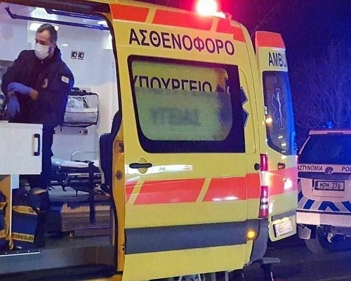 Με σοβαρό τραυματισμό στο κεφάλι νοσηλεύεται 19χρονος μετά από τροχαίο Επέβαιναν σε μοτοσικλέτα με 17χρονο