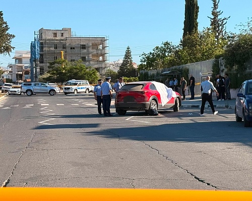 Η γυναίκα προσπάθησε να βγει απο το αυτοκίνητο αλλά δεν πρόλαβε: Τα δραματικά λεπτά πριν ο Αστυνομικός τραβήξει τη σκανδάλη