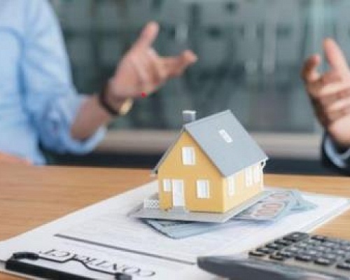 Κατήγγειλαν πως μεταβιβάστηκε ακίνητό τους σε τρίτο πρόσωπο χωρίς την συγκατάθεσή τους-Χειροπέδες σε τρία πρόσωπα
