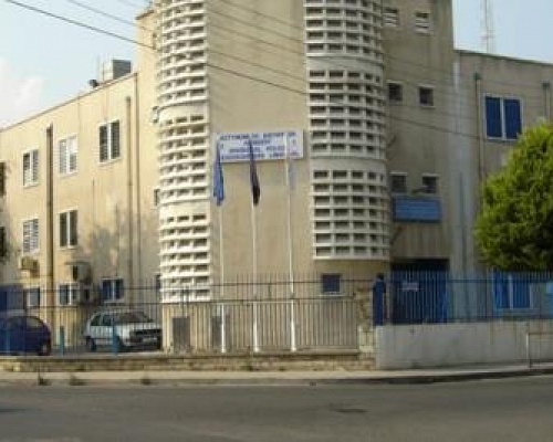 Πήδηξε περίφραξη σταθμού και επιτέθηκε σε γυναίκα αστυνομικό 40χρονος-Τον είχαν απομακρύνει προηγουμένως από χώρο φιλοξενίας Πήδηξε περίφραξη σταθμού και επιτέθηκε σε γυναίκα αστυνομικό 40χρονος-Τον είχαν απομακρύνει προηγουμένως από χώρο φιλοξενίας