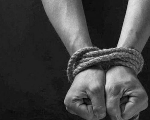 Απήγαγαν άντρα στη Λευκωσία-Τον μετέφεραν με το όχημά του και τον ξυλοφόρτωσαν