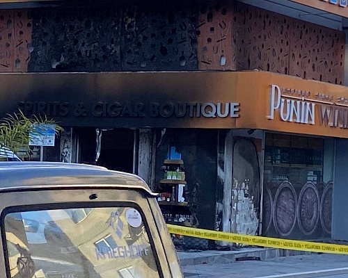 Στον Ρώσο επιχειρηματία που του έκαψαν τα πολυτελή οχήματα στη Λεμεσό, ανήκει η κάβα που έγινε στόχος εμπρηστών