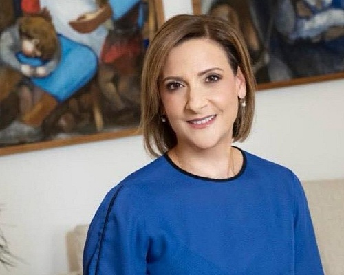 Πρέσβης η Φιλίππα Καρσερά: Η απόφαση της Επιτροπής Δημόσιας Υπηρεσίας