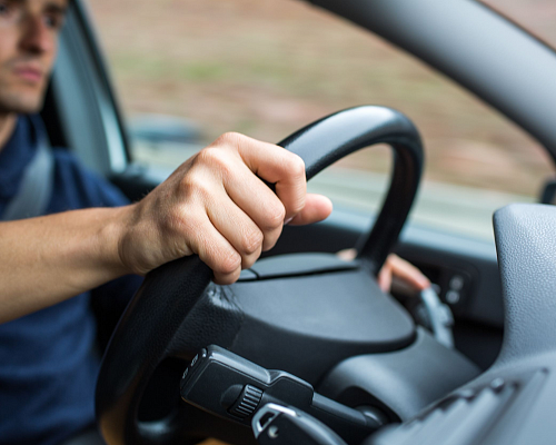 Άδειες κυκλοφορίας / Πλησιάζει η διορία Η χρηματική επιβάρυνση που επιβάλλεται αν δεν προλάβεις!