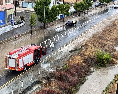 Χαλάει ο καιρός: Έρχεται καλοκαιρινό μπουρίνι με βροχές, καταιγίδες και χαλάζι
