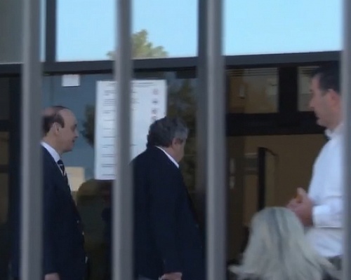 ΦΑΙΔΩΝΑΣ ΦΑΙΔΩΝΟΣ: Πέρασε την πόρτα του Δικαστηρίου Πάφου – Μαζί του η σύζυγος