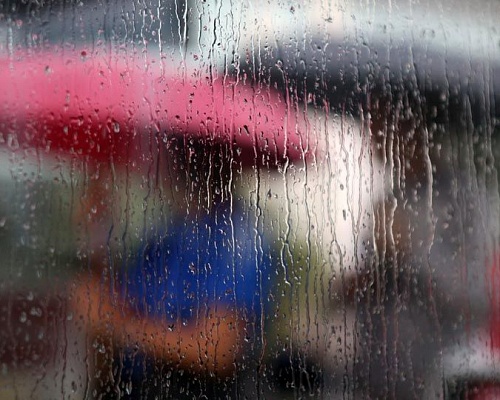 Υποχωρεί η σκόνη το βράδυ του Σαββάτου - Έρχονται βροχές και καταιγίδες