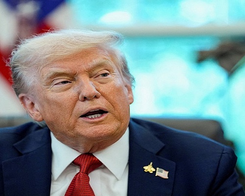 Η δημοτικότητα του Τραμπ υποχωρεί στο χαμηλότερο επίπεδο της θητείας του