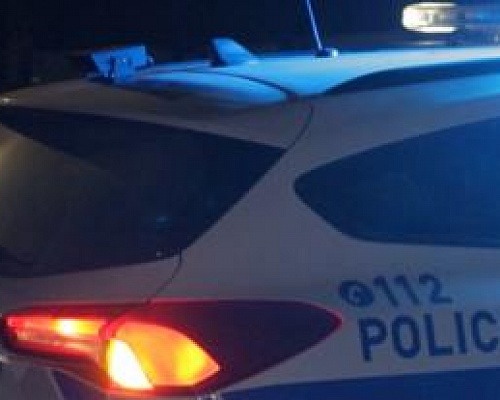 Οδηγός φορτηγού προσέκρουσε σε ακινητοποιημένο όχημα στον αυτοκινητόδρομο