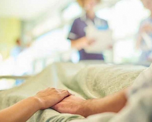 Σχεδόν στο 90% η πληρότητα των νοσηλευτηρίων λόγω ιώσεων (vid)