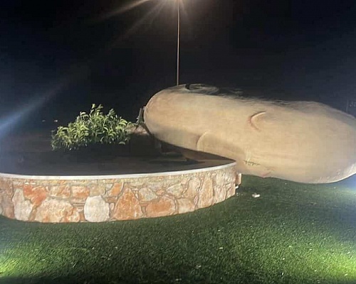 ΒΙΝΤΕΟ ΦΩΤΟ: Έρμαιο των ισχυρών ανέμων η “Πατάτα Ξ&ups