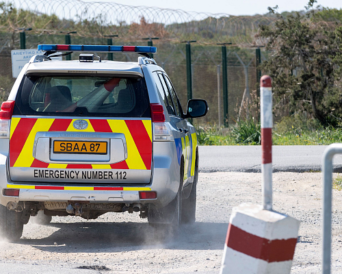 Ακρωτήρι / Οι σειρήνες θα ηχούν τακτικά, γίνεται επί σκοπού Ο λόγος που ακολουθείται αυτή η τακτική (ΒΙΝΤΕΟ)