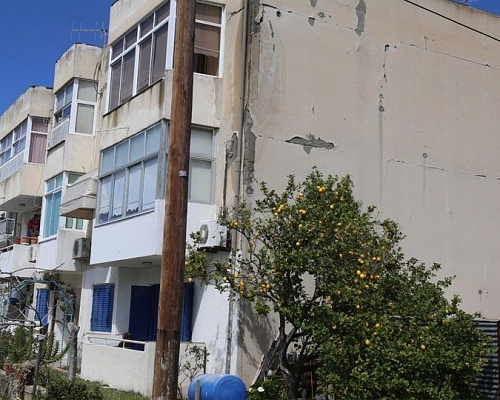 ΦΩΤΟ: Εκκενώθηκε πολυκατοικία στη Λάρνακα - Προσωρινή φιλοξενία σε ενοίκους