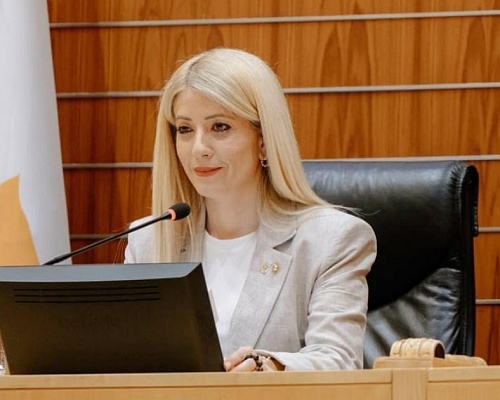 Απειλές σε Αννίτα: Σενάριο αύξησης της φρουράς της