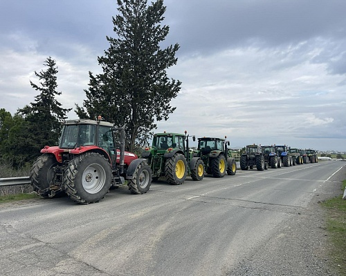 Περίπου 100 τρακτέρ κατεβαίνουν στους δρόμους της πρωτεύουσας, πορείες σε όλη την Ευρώπη