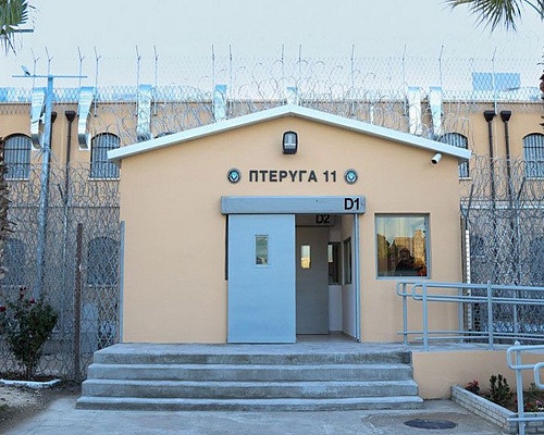 Τρεις απόπειρες αυτοχειρίας είναι πολλές